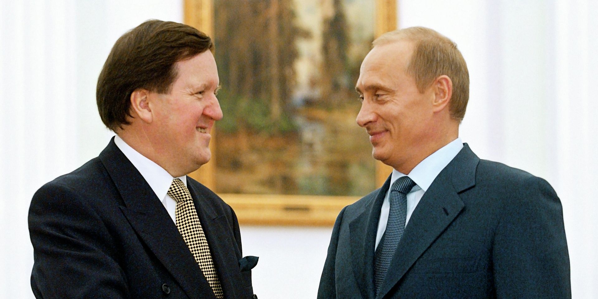Президент РФ Владимир Путин во время встречи в Кремле с покидающим свой пост генеральным секретарём НАТО Джорджем Робертсоном. - ИноСМИ, 1920, 20.01.2022