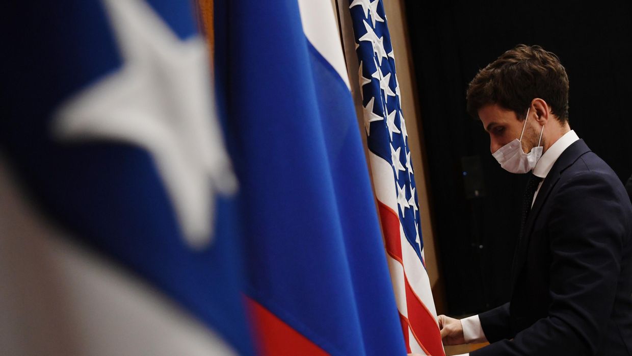 Встреча главы МИД  С. Лаврова с госсекретарем США Э. Блинкеном в Женеве