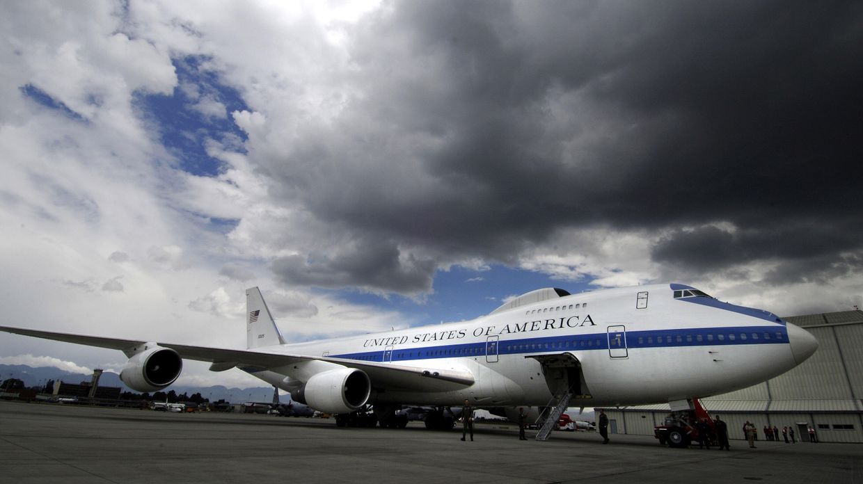 Самолет Судного дня Boeing E-4