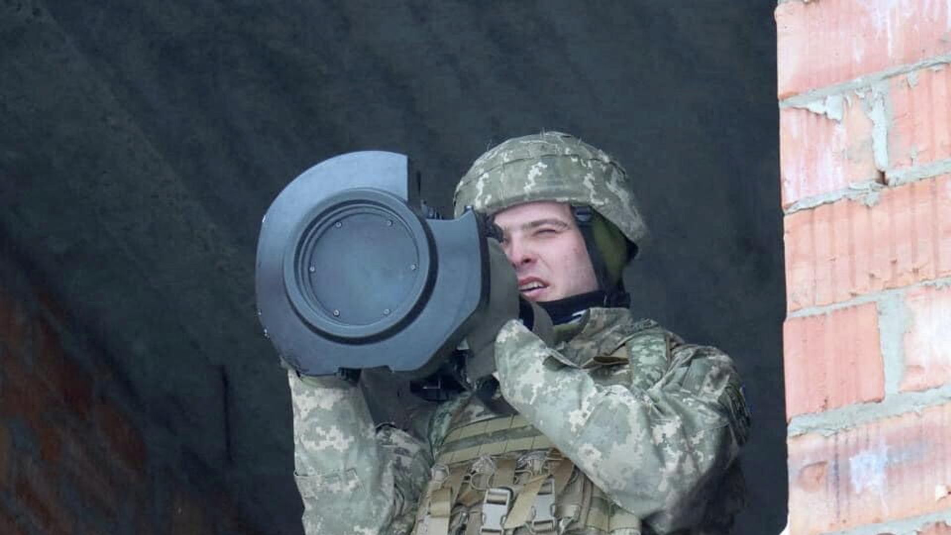 Легкое противотанковое оружие NLAW, поставленное Украине Великобританией - ИноСМИ, 1920, 07.02.2022