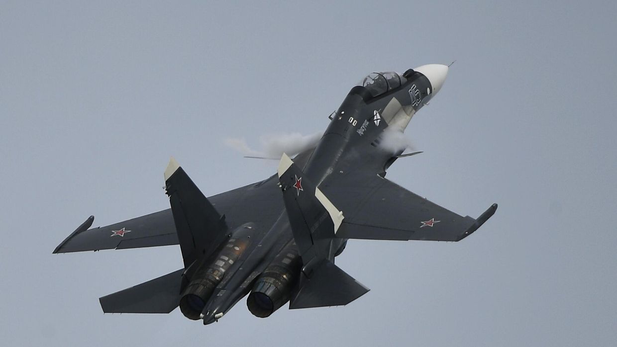 Истребитель Су-30СМ