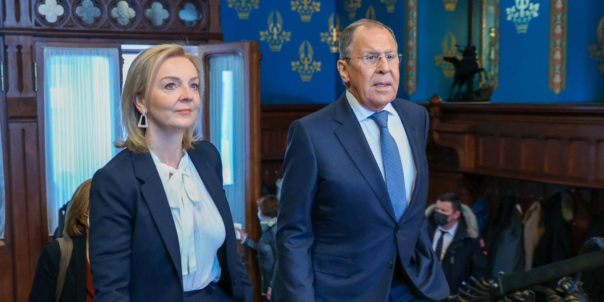 Встреча глав МИД РФ и Великобритании С. Лаврова и Э. Трасс