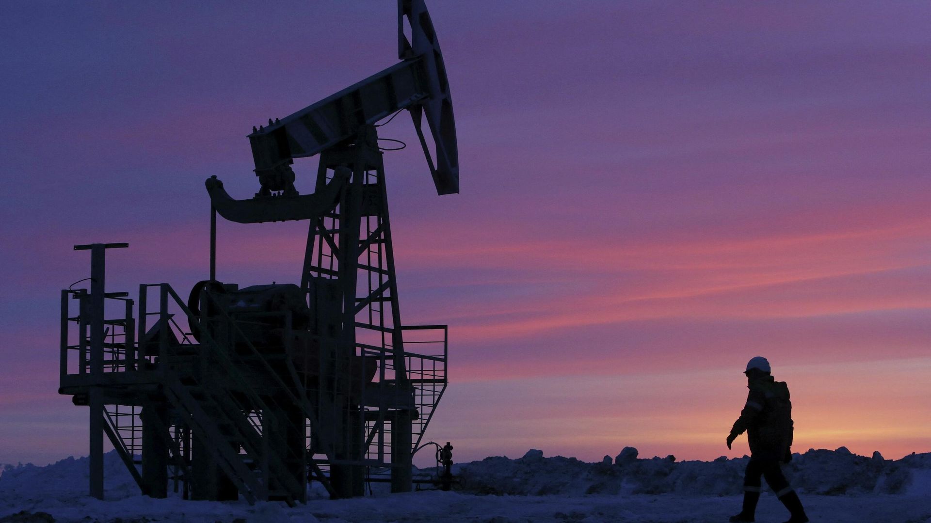 Нефтяная качалка недалеко от деревни Николо-Березовка, Башкортостан - ИноСМИ, 1920, 10.03.2022