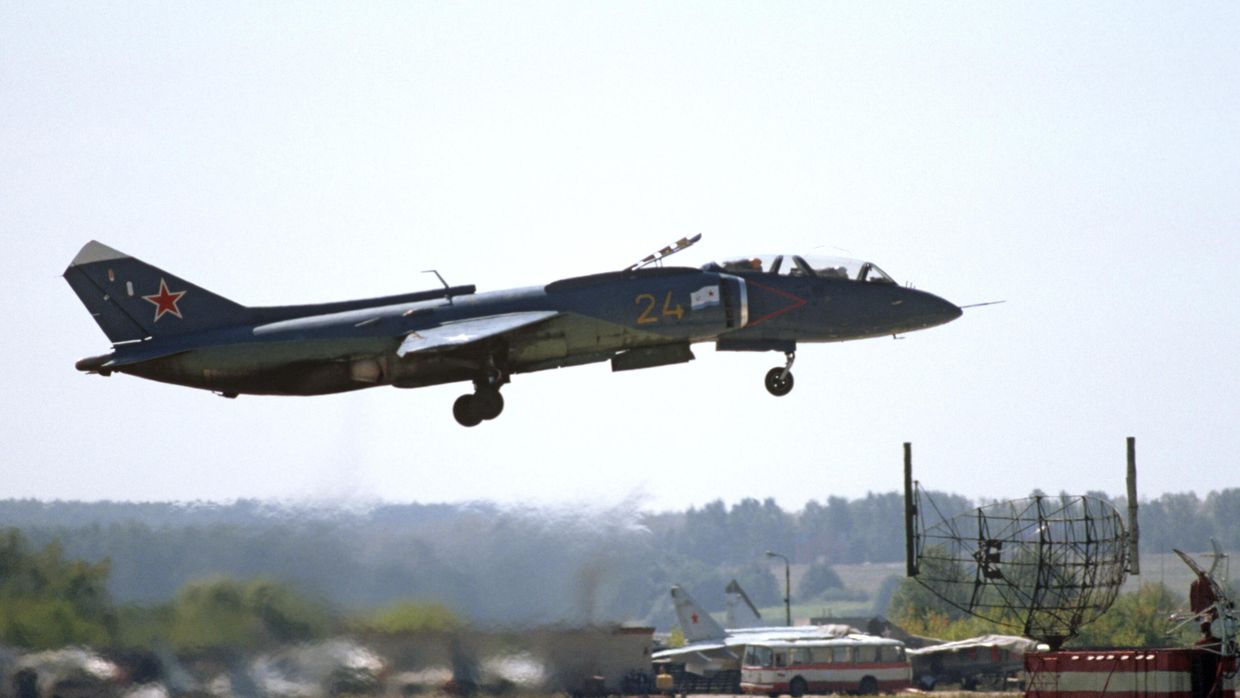  Як-141