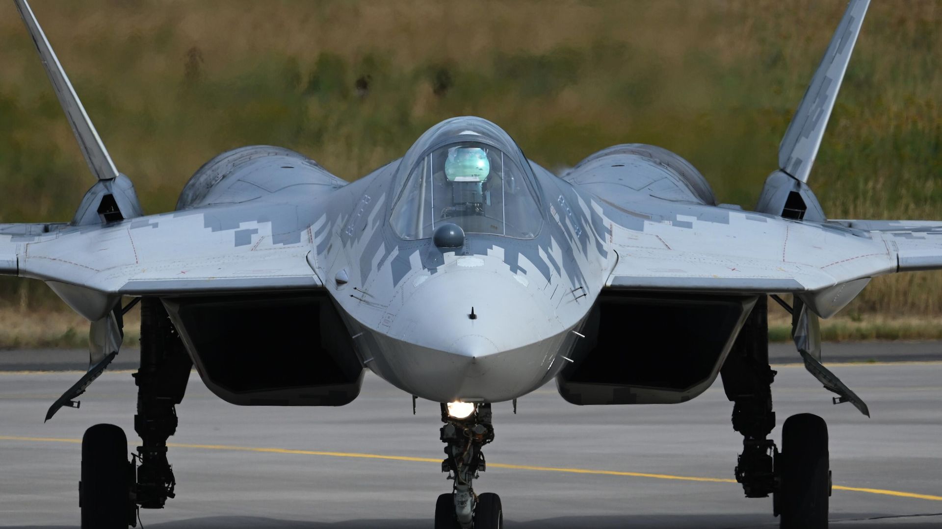 Многофункциональный истребитель пятого поколения Су-57 - ИноСМИ, 1920, 01.04.2022