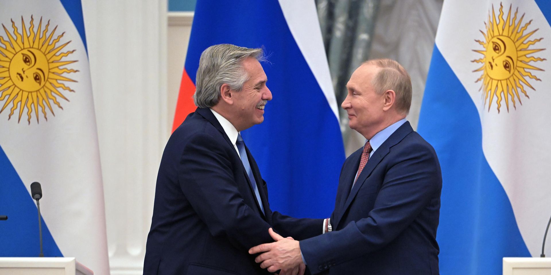 Президент РФ В. Путин провел переговоры с президентом Аргентины А. Фернандесом - ИноСМИ, 1920, 30.04.2022