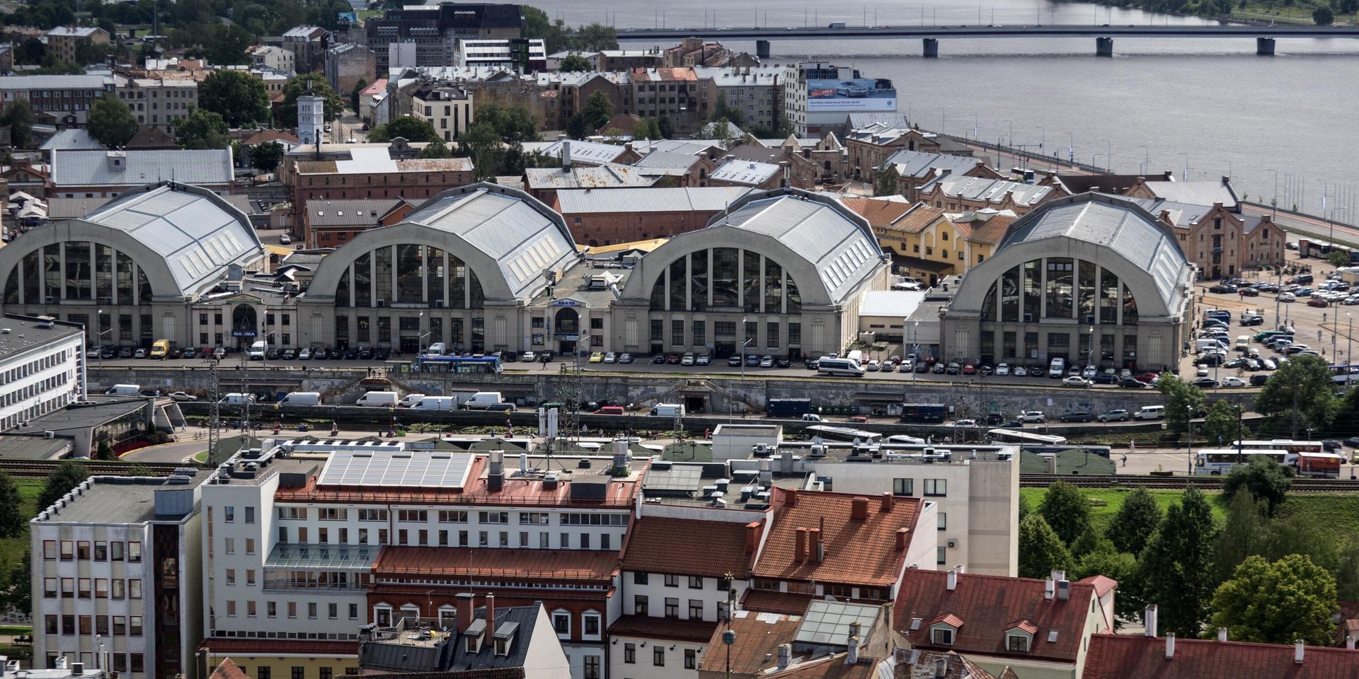 Вид на центральный рынок в Риге - ИноСМИ, 1920, 13.10.2025