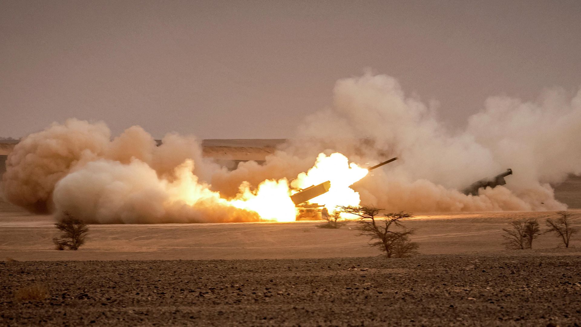 Системы реактивного залпового огня дальнего действия HIMARS во время военных учений в Морокко - ИноСМИ, 1920, 03.06.2022