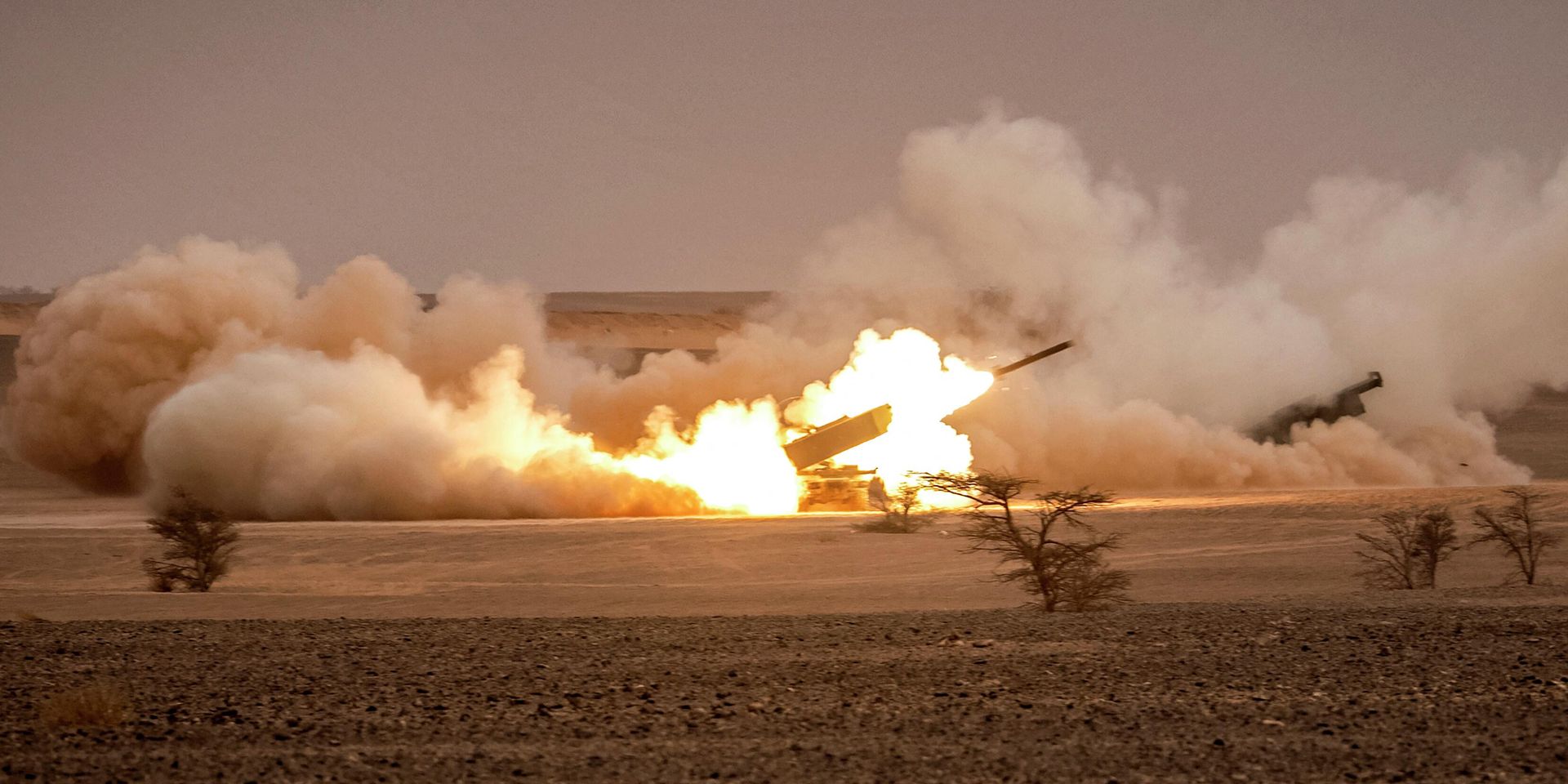 Системы реактивного залпового огня дальнего действия HIMARS во время военных учений в Морокко - ИноСМИ, 1920, 03.06.2022