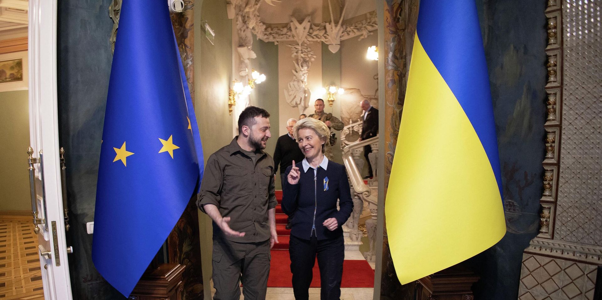Президент Украины Владимир Зеленский и президент Европейской комиссии Урсула фон дер Ляйен в Киеве - ИноСМИ, 1920, 16.06.2022