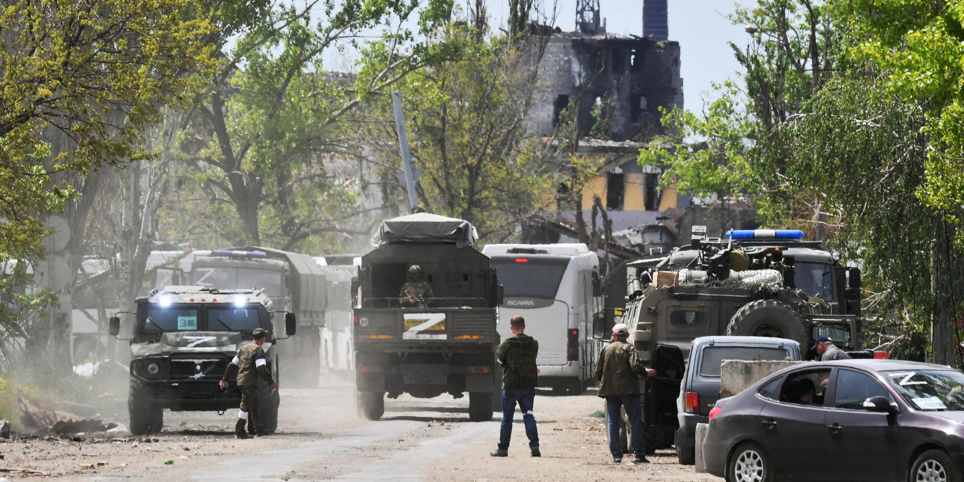 Вывоз сдавшихся в плен украинских военных и боевиков с Азовстали - ИноСМИ, 1920, 29.10.2022
