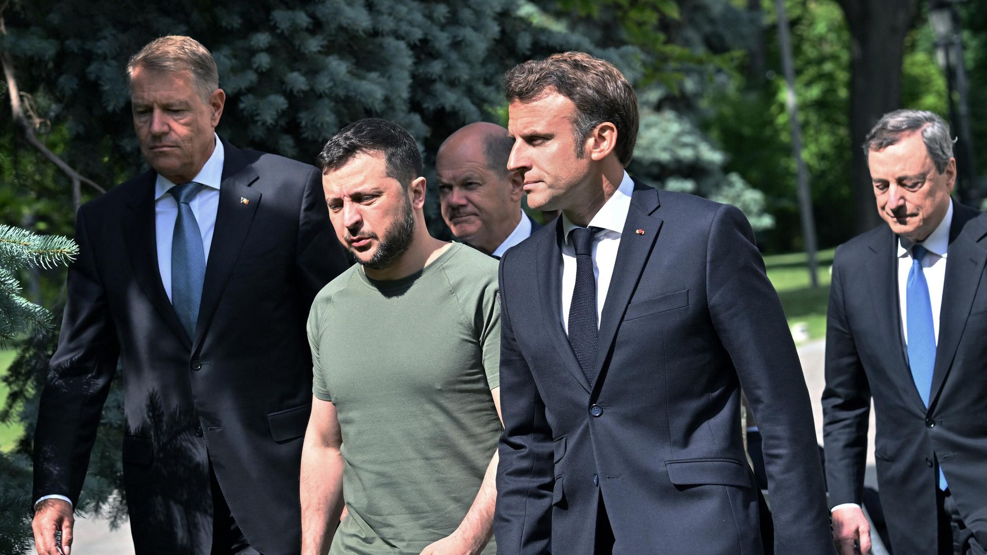 Президент Румынии Клаус Йоханнис, канцлер Германии Олаф Шольц, президент Франции Эммануэль Макрон, премьер Италии Марио Драги и президент Украины Владимир Зеленский во время встречи в Киеве - ИноСМИ, 1920, 24.09.2022