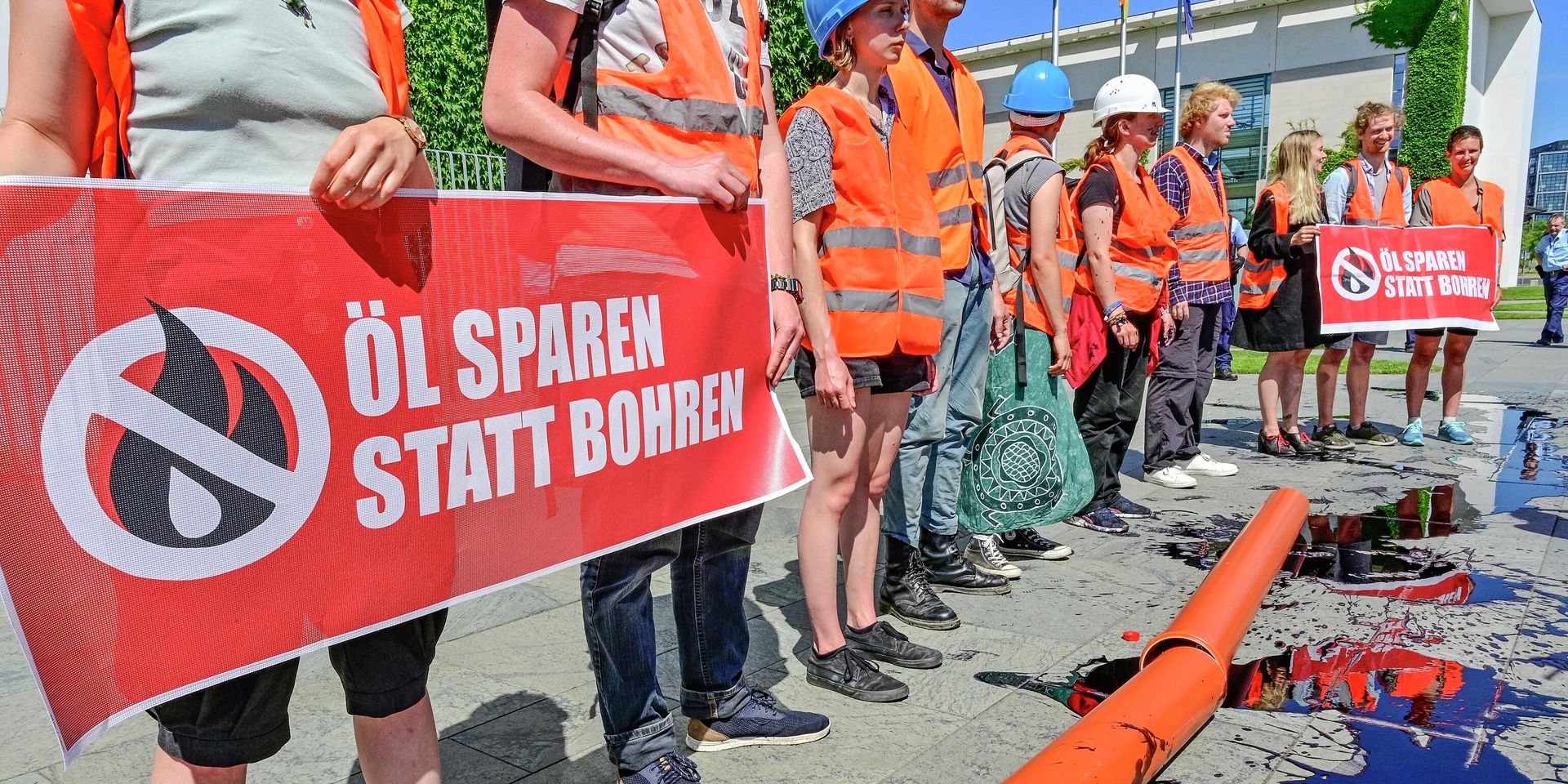 22 июня 2022 года. Акция протеста в Берлине против бурения нефтяных скважин в Северном море  - ИноСМИ, 1920, 11.07.2022