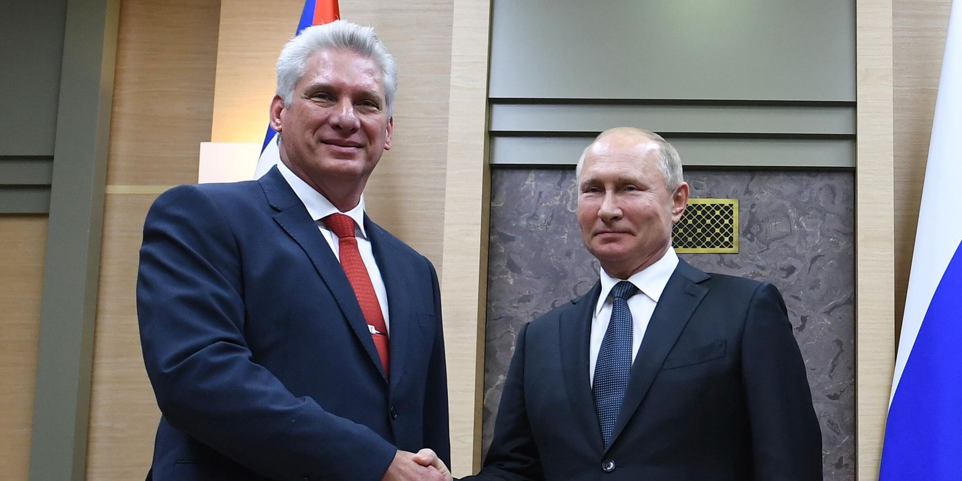 Президент РФ В. Путин во время встречи с президентом Кубы Мигелем Диас-Канелем Бермудесом. 29 октября 2019 - ИноСМИ, 1920, 19.07.2022