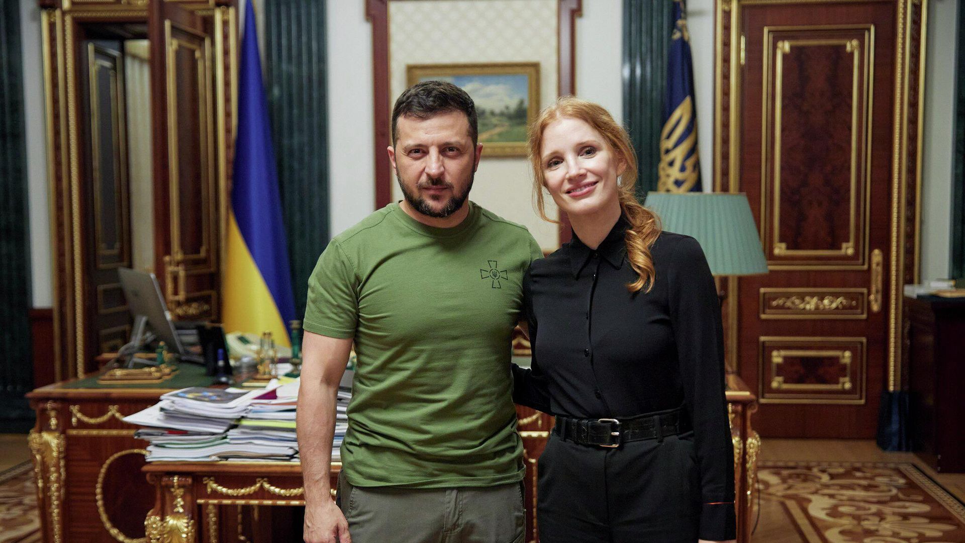 Президент Украины Владимир Зеленский и американская актриса Джессика Честейн в Киеве, Украина, 7 августа 2022 года. - ИноСМИ, 1920, 08.08.2022