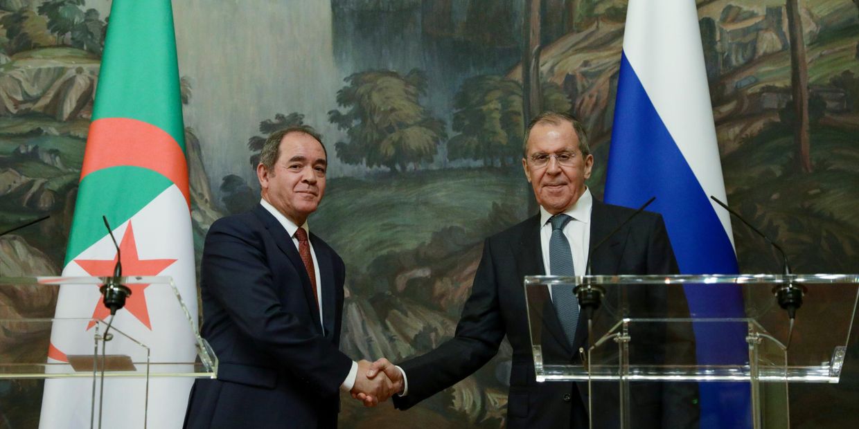 Встреча глав МИД РФ и Алжира С. Лаврова и С. Букадума 