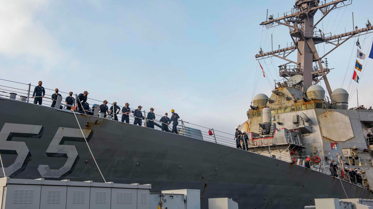 Эсминец ВМС США USS Stout в Норфолке, штат Вирджиния