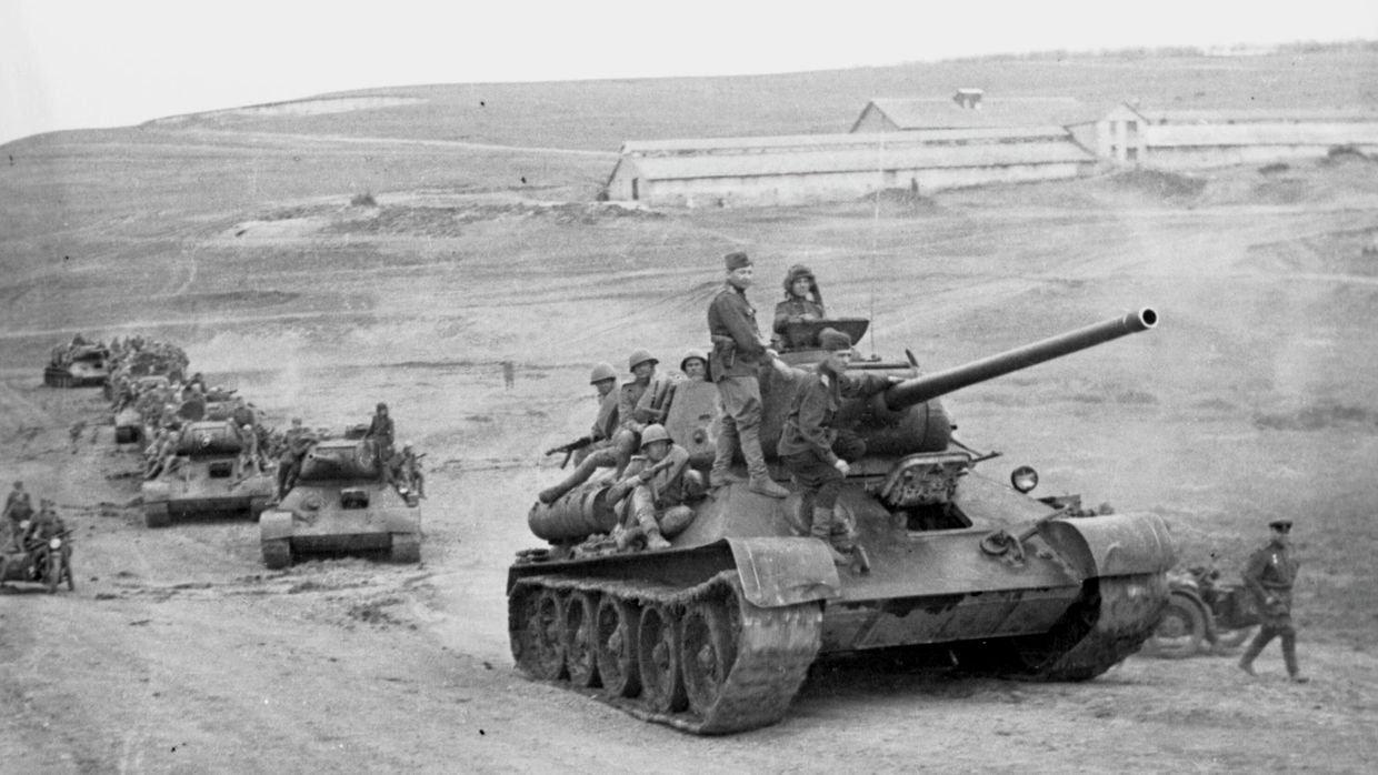 Советские танки Т-34-85