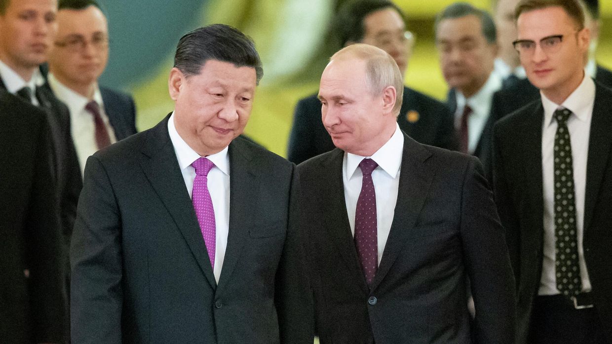 Президент России Владимир Путин и председатель КНР Си Цзиньпин в Москве Президент России Владимир Путин и председатель КНР Си Цзиньпин в Москве