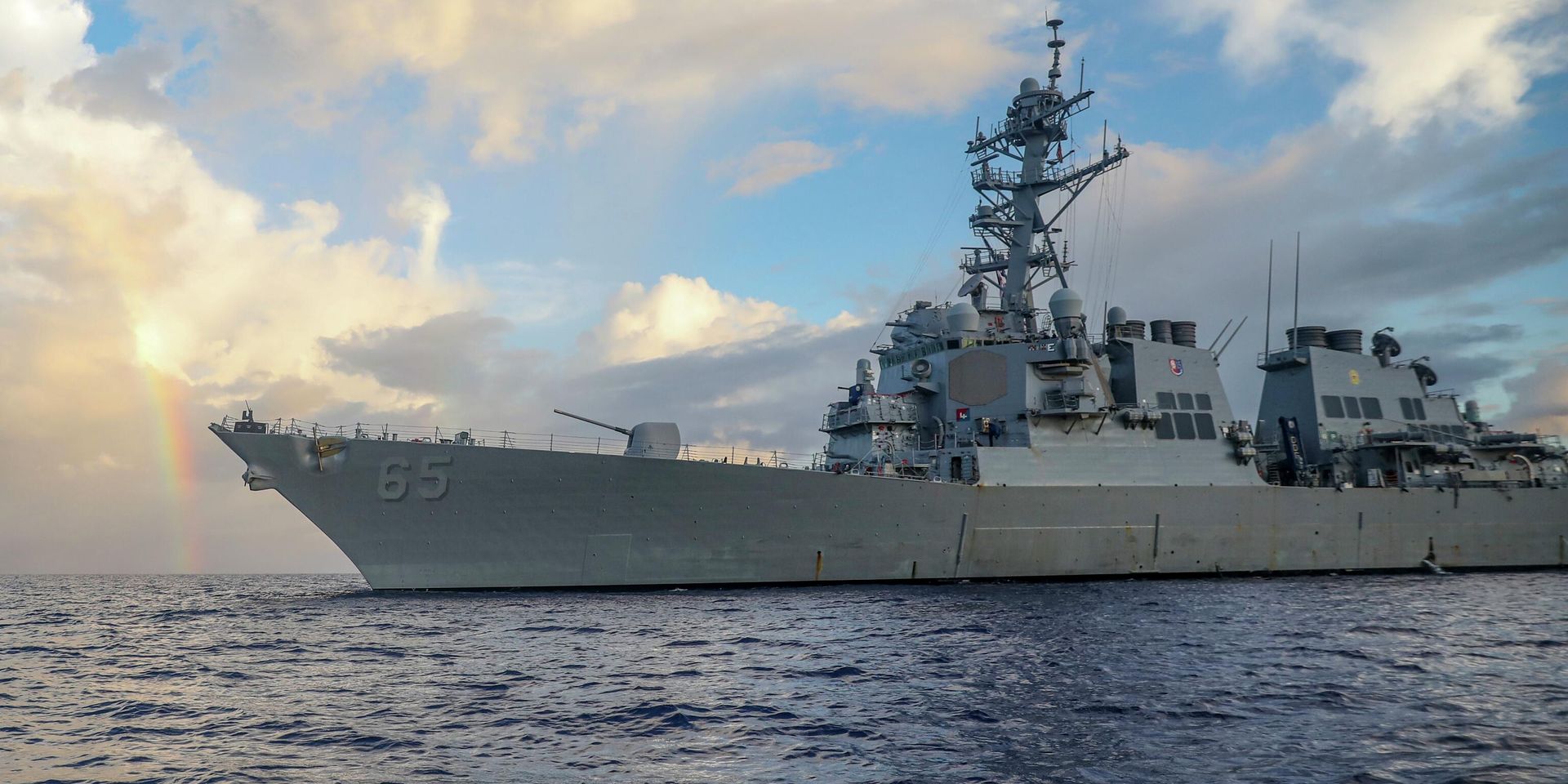 Американский эсминец USS Benfold в Филиппинском море - ИноСМИ, 1920, 31.08.2022