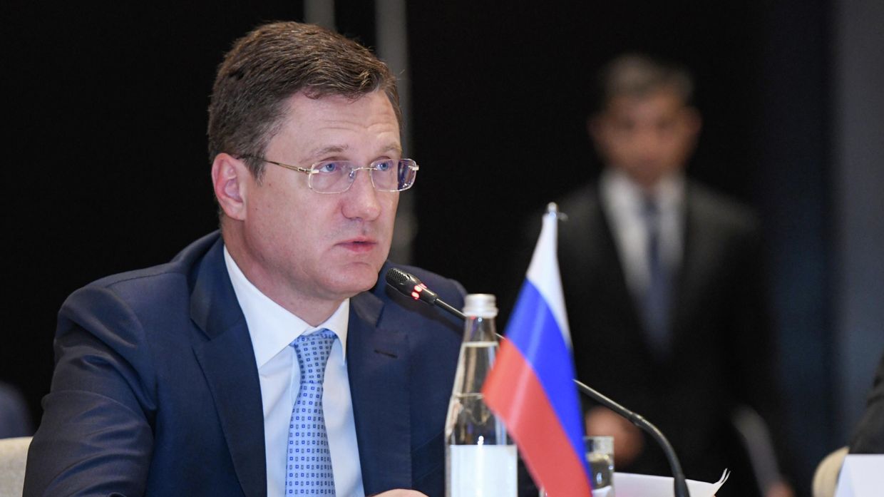 Заместитель председателя правительства РФ Александр Новак на заседании рабочей группы Россия - Азербайджан - Иран