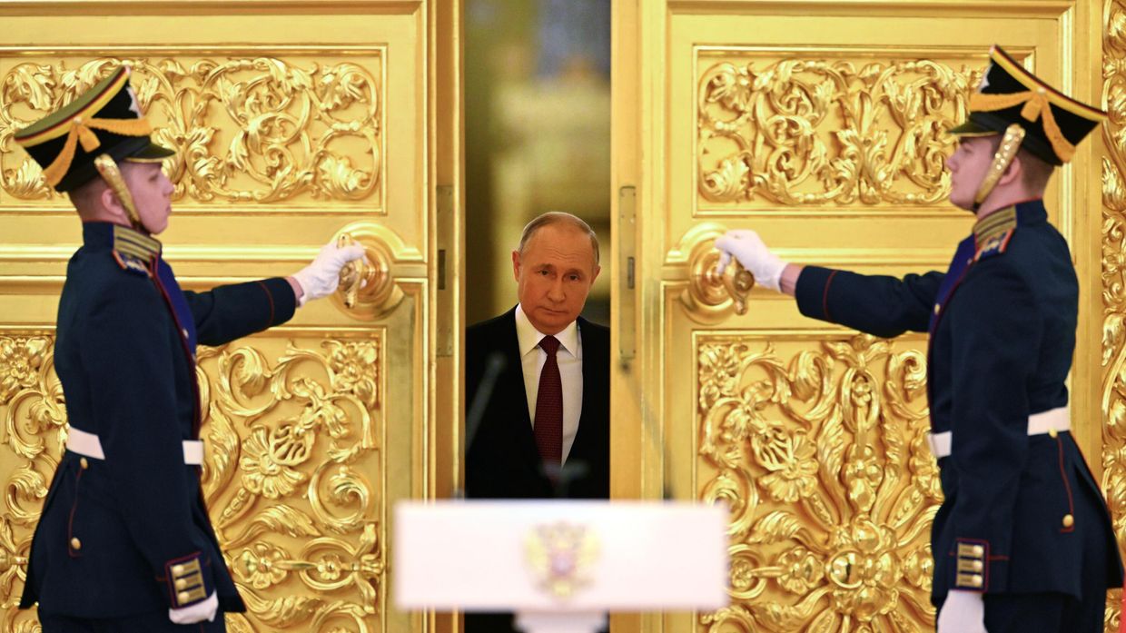 Президент РФ В. Путин принял верительные грамоты у вновь прибывших послов иностранных государств