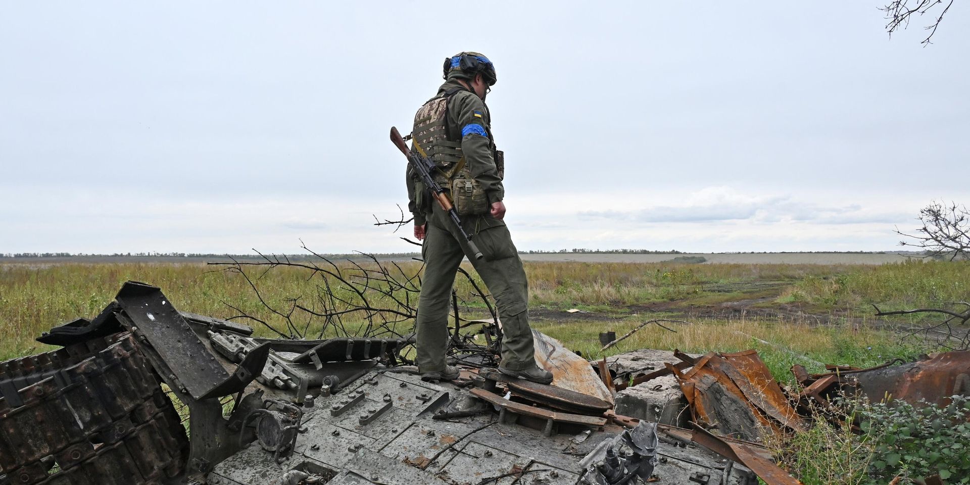 Украинский военнослужащий на севере Харьковской области. 20 сентября 2022 года. - ИноСМИ, 1920, 22.09.2022