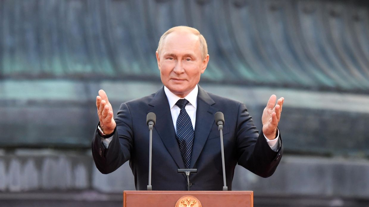 Рабочая поездка президента РФ В.Путина в Новгородскую область