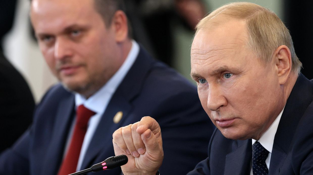 Рабочая поездка президента РФ В.Путина в Новгородскую область