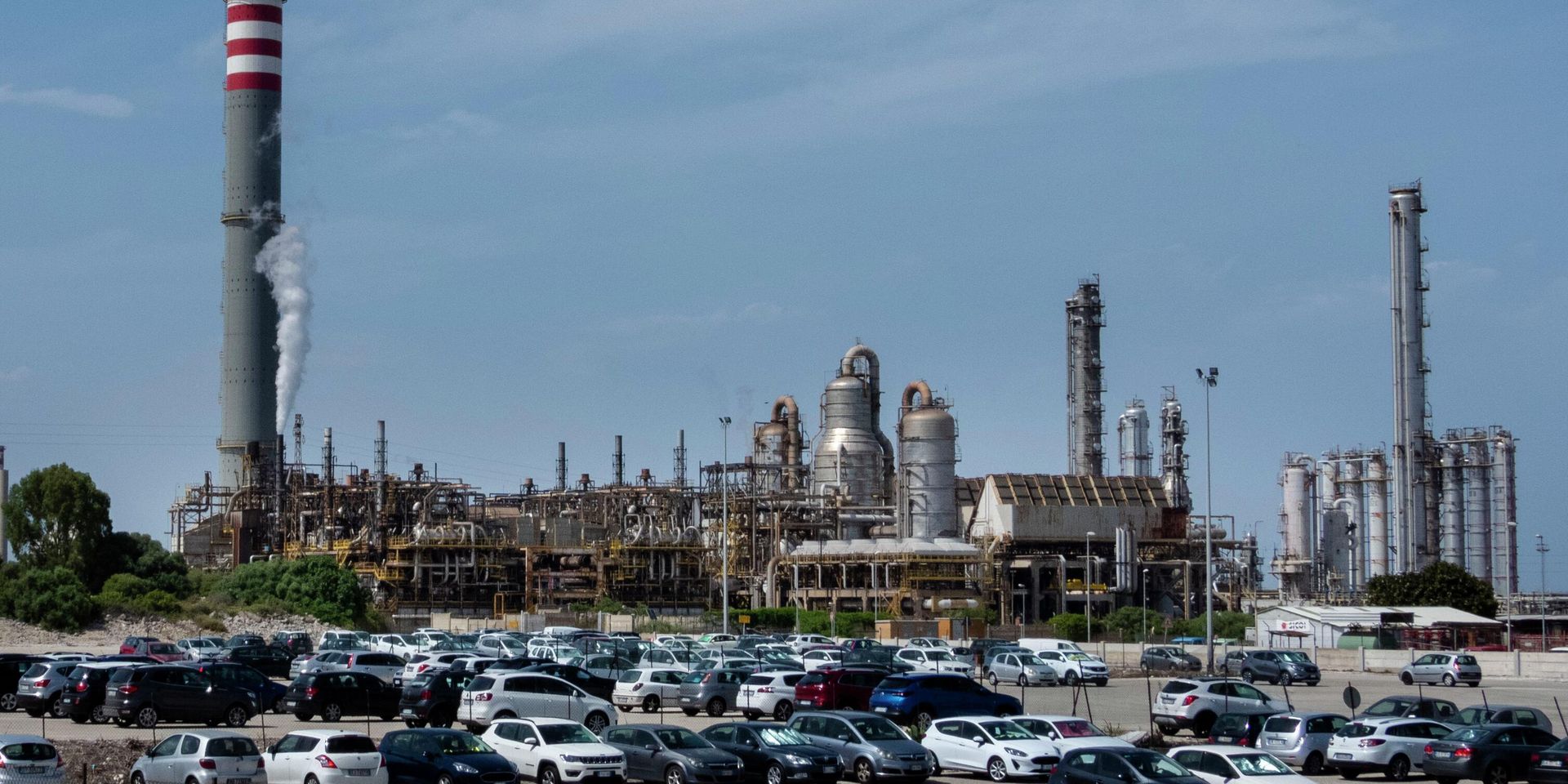 Нефтеперерабатывающий завод ISAB, принадлежищий Лукойлу в Сицилии - ИноСМИ, 1920, 02.01.2025