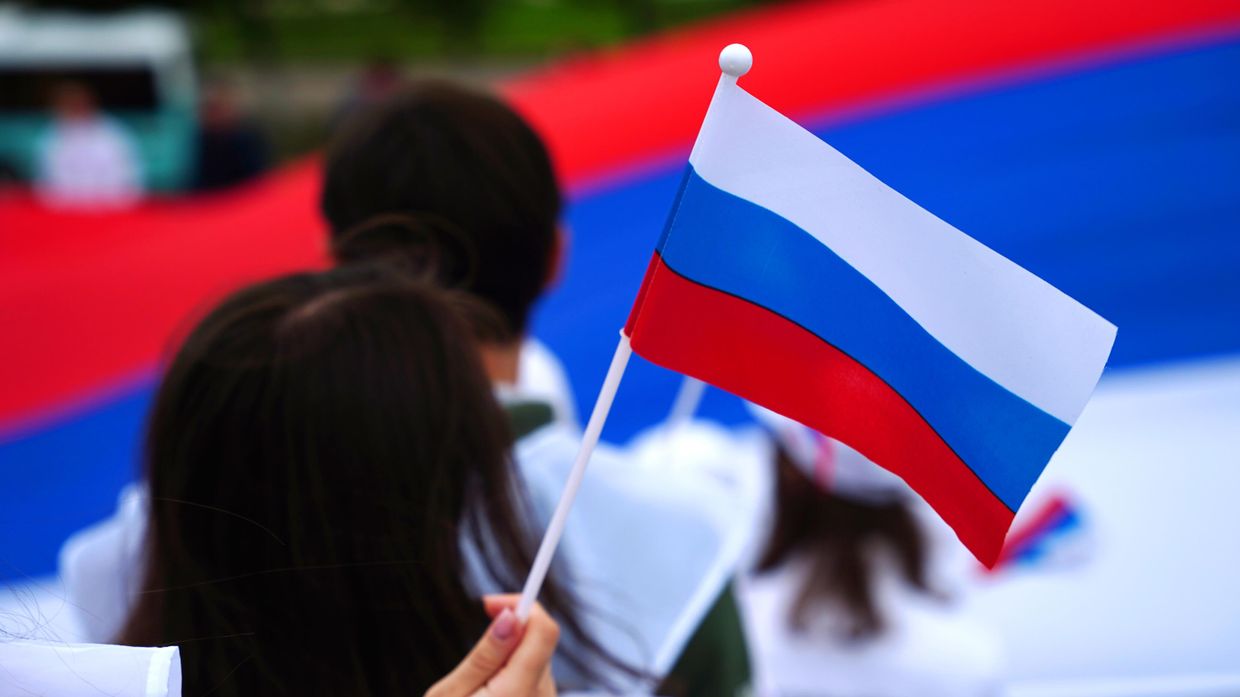 Флешмоб С Россией навсегДА в Луганске