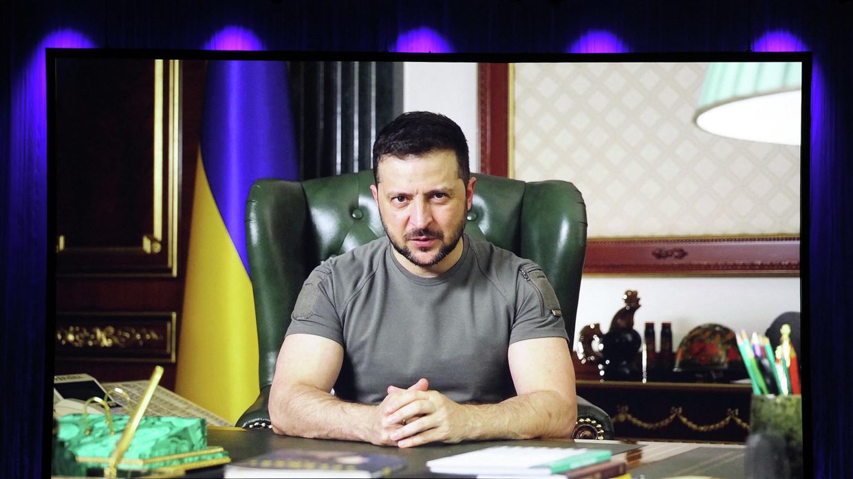 Президент Украины Владимир Зеленский во время видеосвязи на Франкфуртской книжной ярмарке в Германии, 20 октября 2022 года