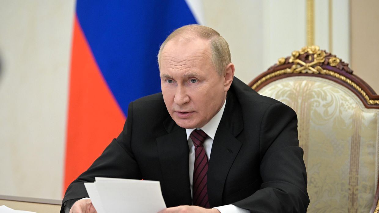 Президент РФ В. Путин провел заседание координационного совета при правительстве РФ по обеспечению потребностей ВС РФ