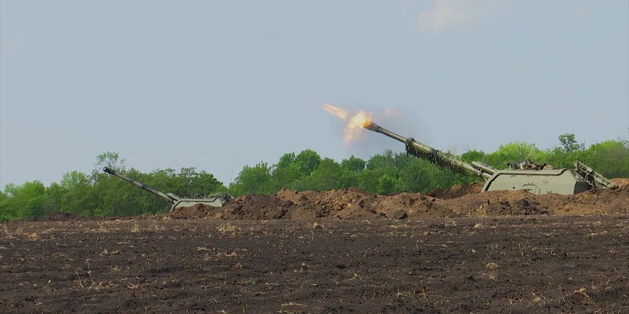 Боевая работа расчетов самоходных гаубиц Мста-С в ходе спецоперации