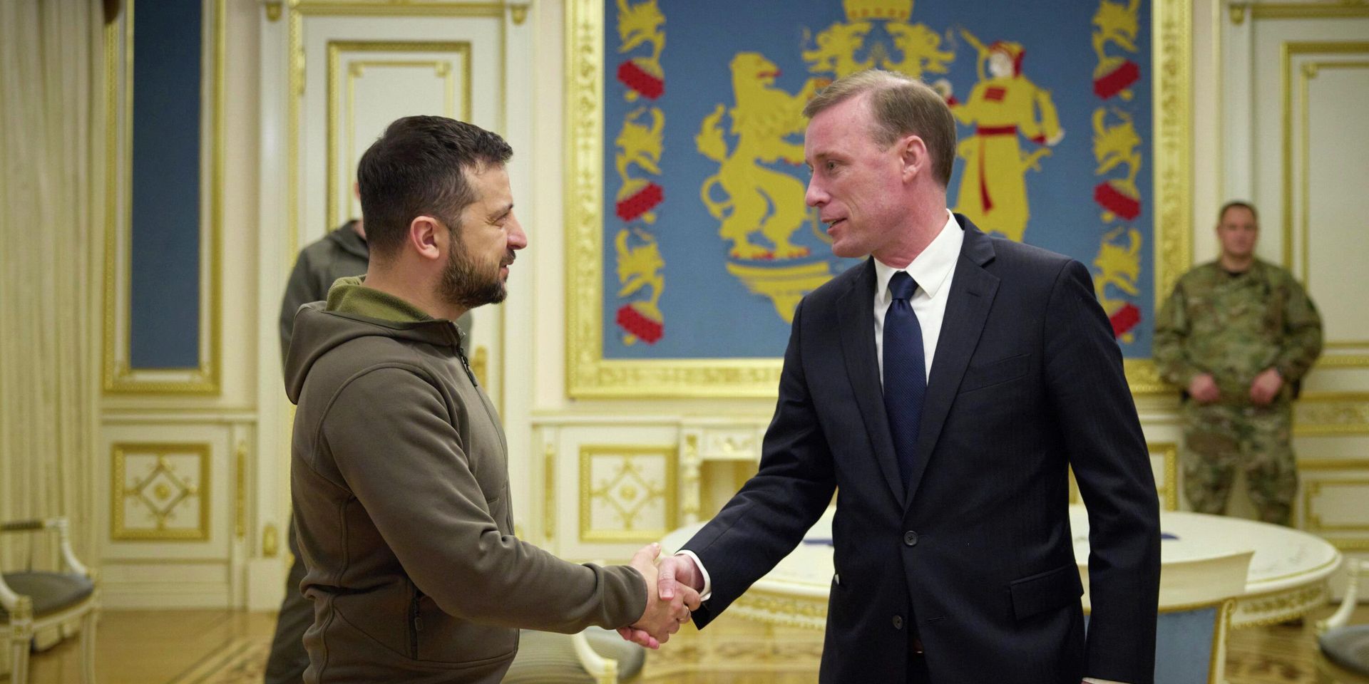 Президент Украины Владимир Зеленский и советник Белого дома по национальной безопасности Джейк Салливан  во время встречи в Киеве. 4 ноября 2022 года - ИноСМИ, 1920, 16.01.2024