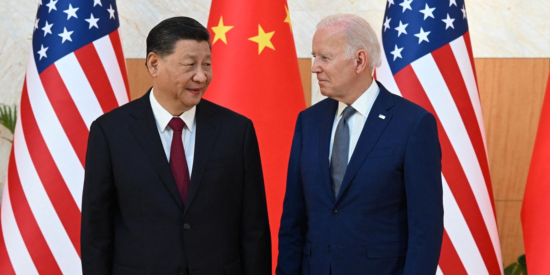 Президент США Джо Байден и председатель КНР Си Цзиньпин на полях саммита G20 в Нуса-Дуа - ИноСМИ, 1920, 14.11.2022