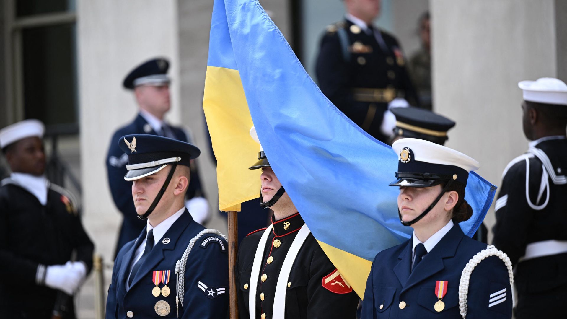 Церемонии приветствия премьер-министра Украины Дениса Шмыгаля в Вашингтоне - ИноСМИ, 1920, 17.11.2022