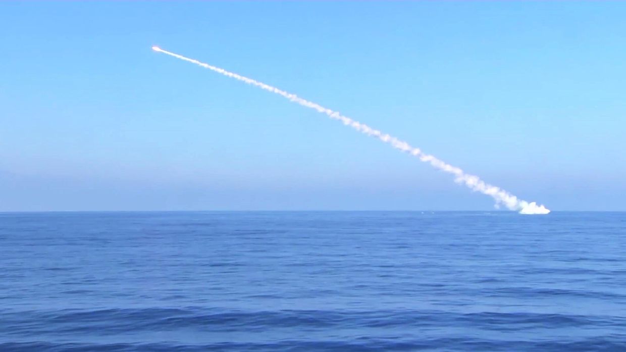 Корабли ВМФ РФ запустили крылатые ракеты Калибр по объектам ИГ в районе Пальмиры