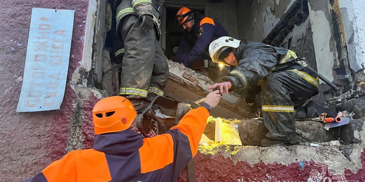 Взрыв газа в жилом доме на Сахалине