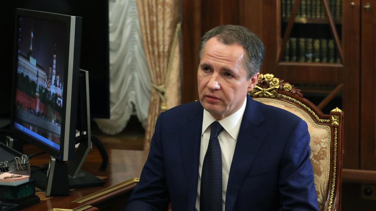 Рабочая встреча президента РФ В. Путина с губернатором Белгородской области В. Гладковым