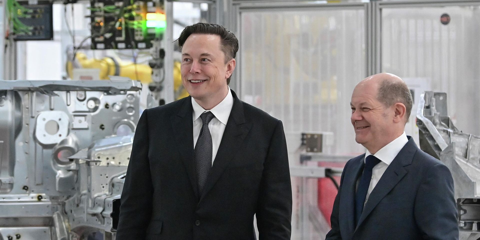 Канцлер Германии Олаф Шольц и генеральный директор Tesla Илон Маск в открытии завода Tesla Berlin Brandenburg в Грюнхайде, Германия - ИноСМИ, 1920, 01.12.2022