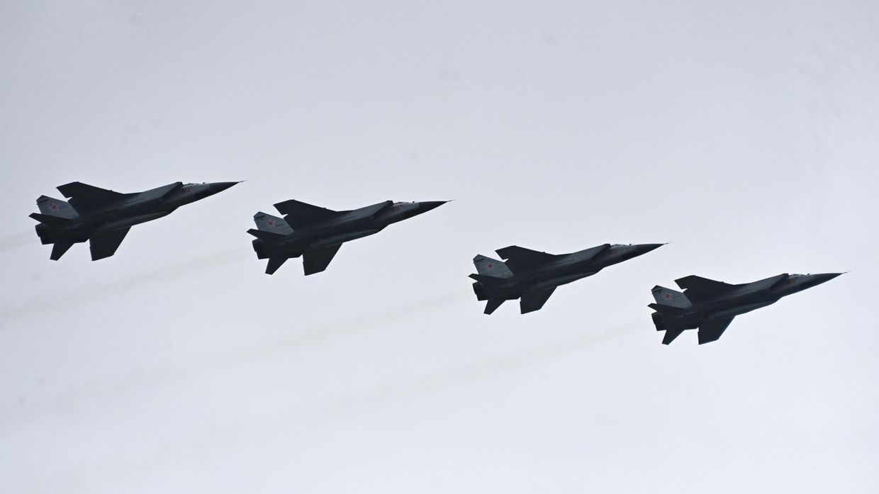 Воздушная часть парада в честь 76-й годовщины Победы