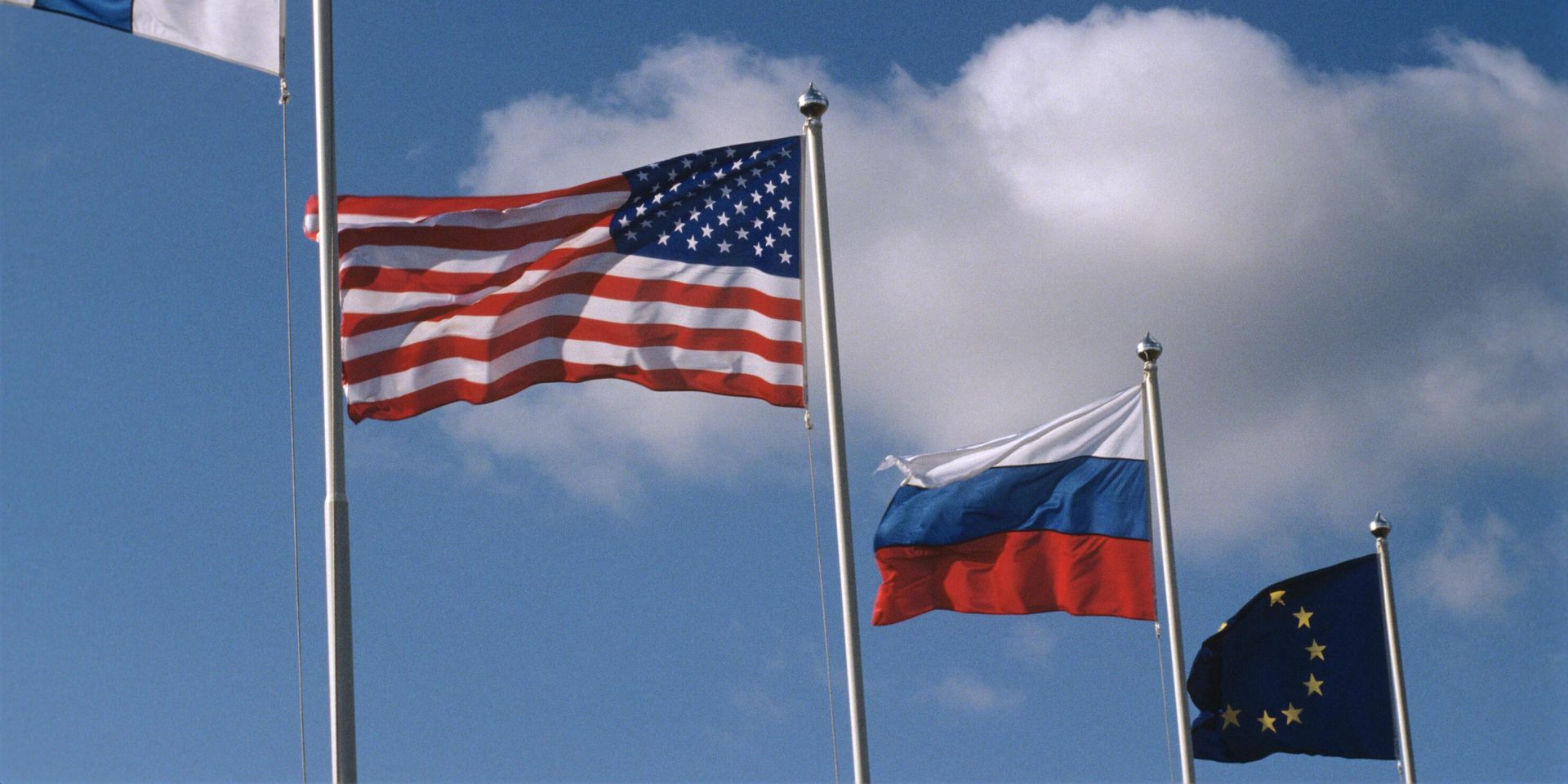 Флаги Финляндии, США, России и НАТО - ИноСМИ, 1920, 13.02.2024
