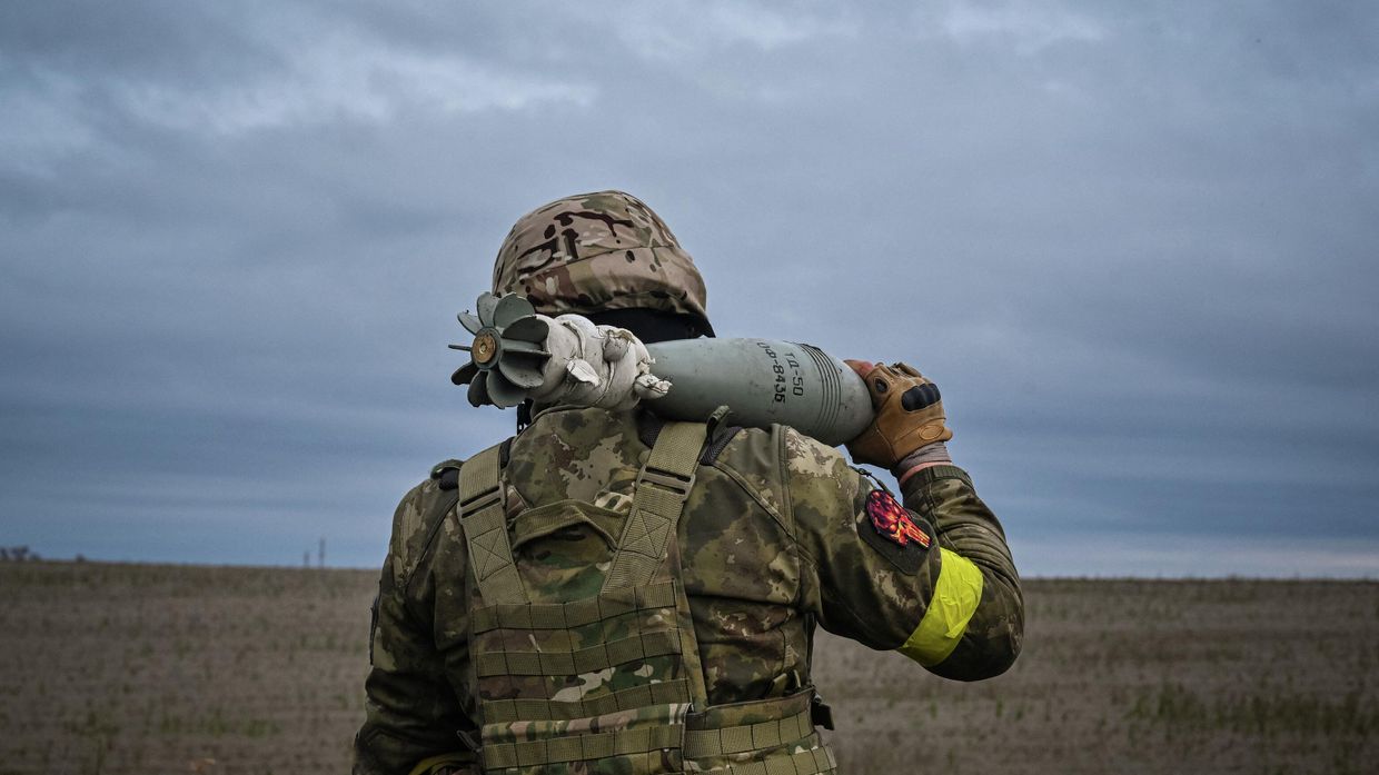 Украинский военный на позициях под Харьковом