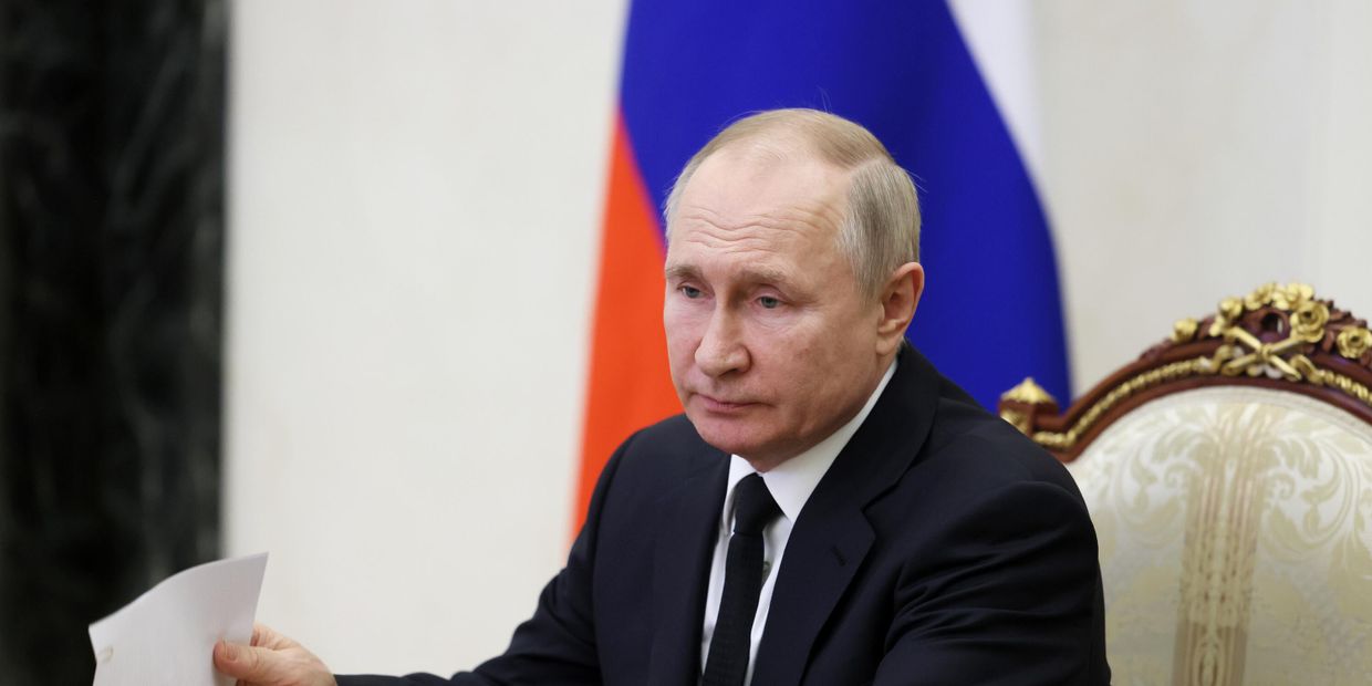 Президент РФ В. Путин провел заседание Совбеза РФ