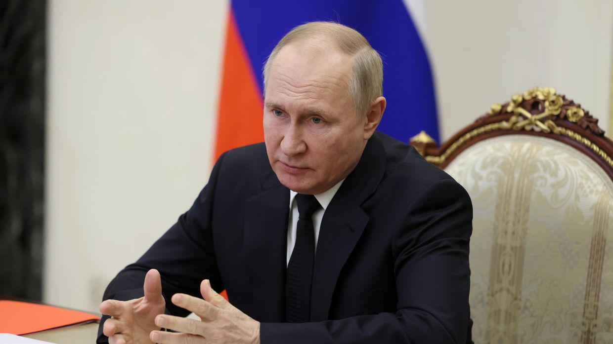 Президент РФ В. Путин провел заседание Совбеза РФ