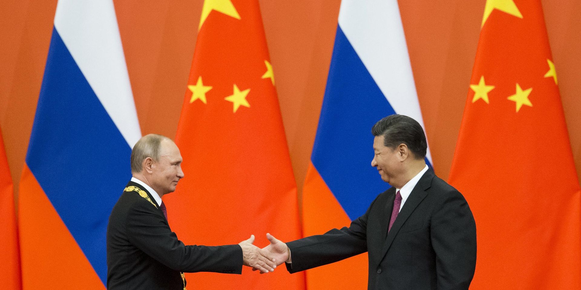 Президент России Владимир Путин и председатель КНР Си Цзиньпин в Пекине - ИноСМИ, 1920, 16.12.2022