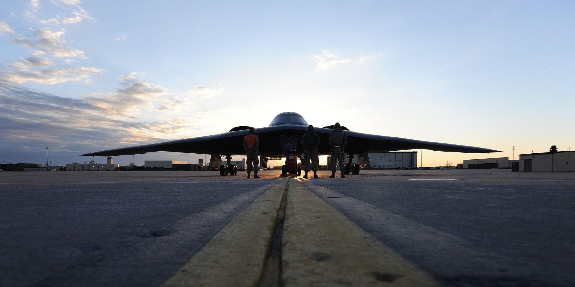 Американский стратегический бомбардировщик B-2 на военной авиабазе Уайтмен, штат Миссури, США - ИноСМИ, 1920, 11.09.2025
