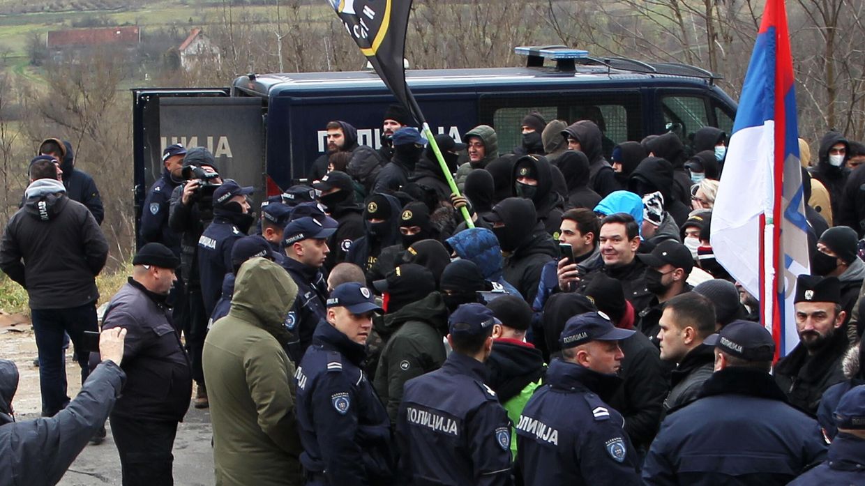Акция в поддержку косовских сербов в Косово