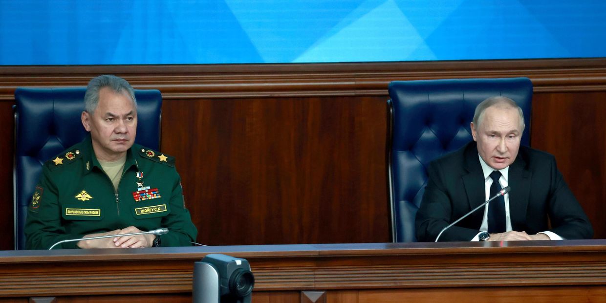 Президент РФ В. Путин провел расширенное заседание коллегии Минобороны РФ